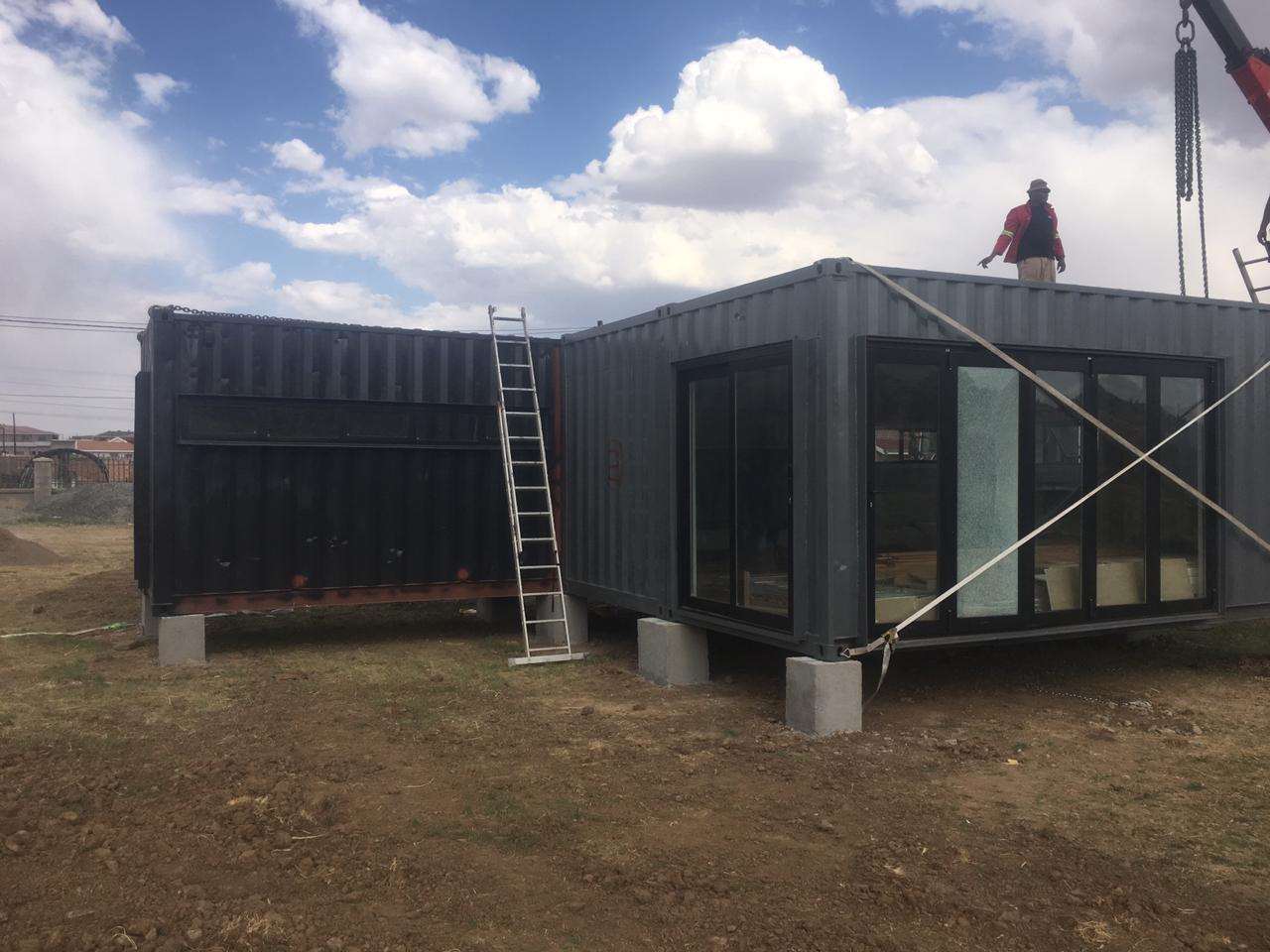 Container structure 5